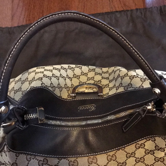 Authentic Gucci handbag - Picture 5 of 8